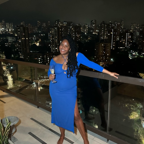 Cut out ribbed midi dress✨✨ - Picture 2 of 2